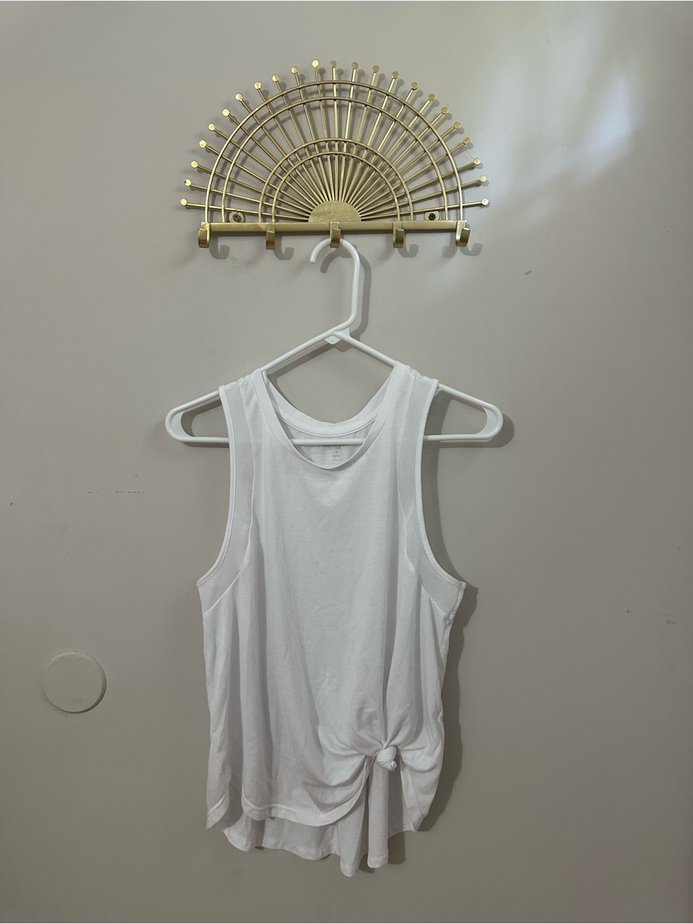 Old Navy White Knot-Front Active Tank Top
